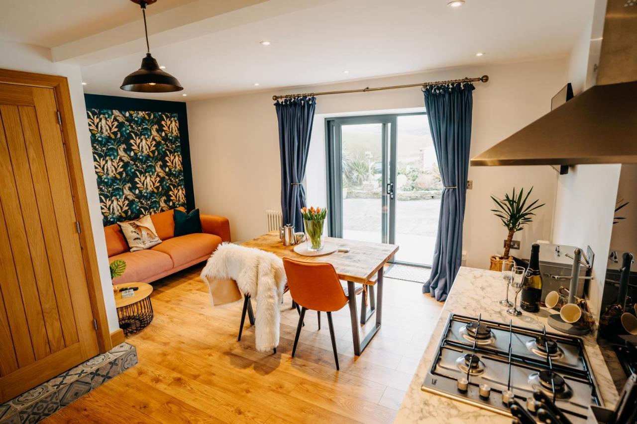 The Little Cottage By Truabode Holiday Lets & Short Lets Newquay - Parking, Wifi & Pet Friendly Brauneberg Exteriör bild