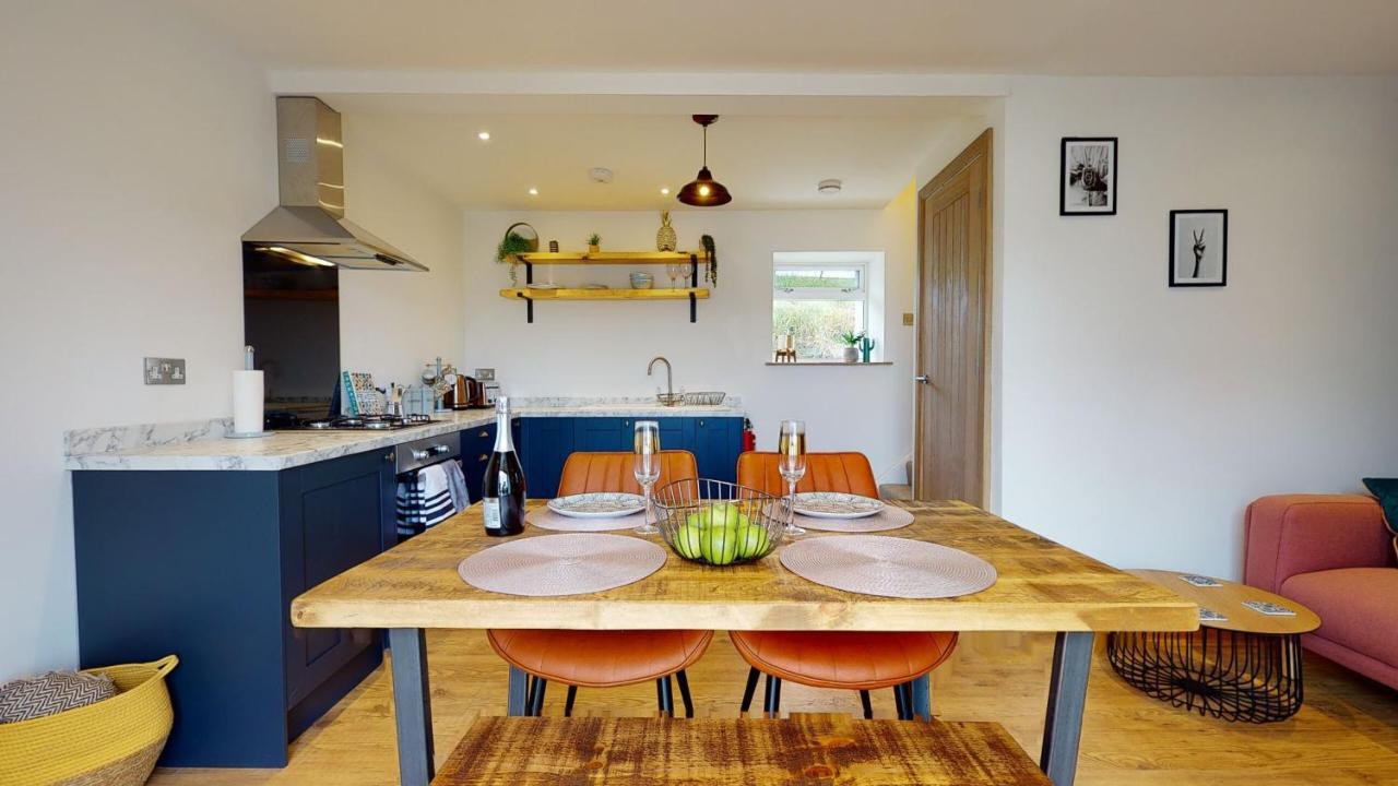 The Little Cottage By Truabode Holiday Lets & Short Lets Newquay - Parking, Wifi & Pet Friendly Brauneberg Exteriör bild