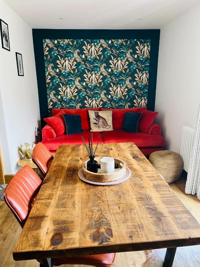 The Little Cottage By Truabode Holiday Lets & Short Lets Newquay - Parking, Wifi & Pet Friendly Brauneberg Exteriör bild